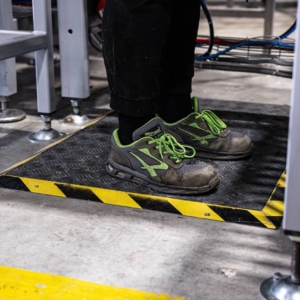 Workstation Heating Footboards