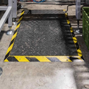 Workstation Heating Footboards